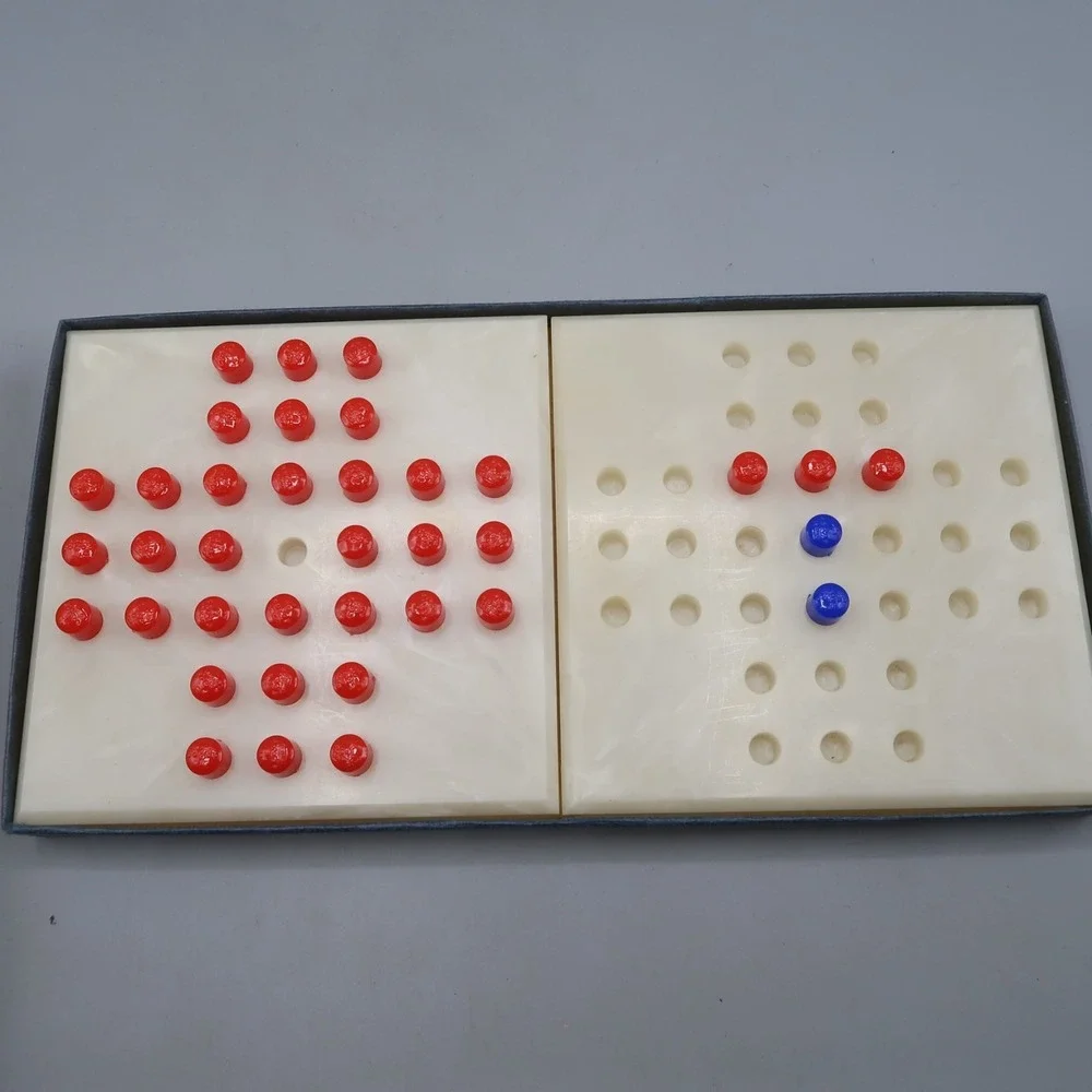 Tryne Games Mfg welcome pocket